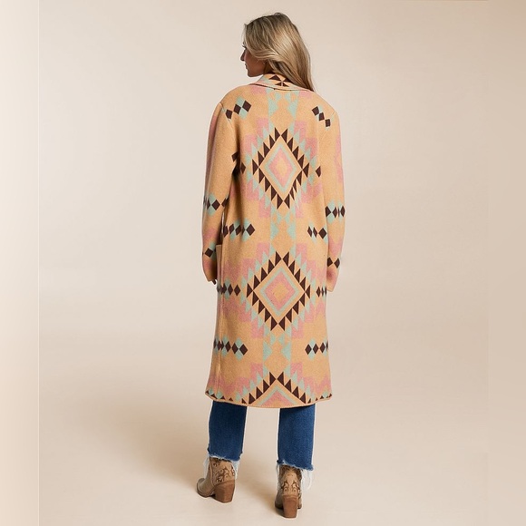 Ariat Multicolor Geometric Cardigan - Picture 3 of 8